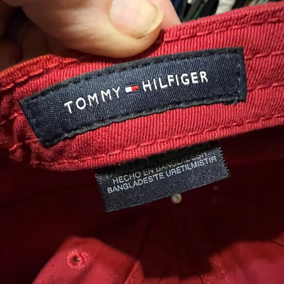 Tommy Hilfiger Patch Hat - Picture 7 of 9